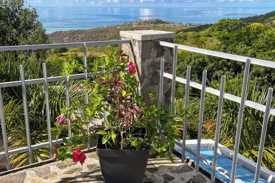 Image de Charming 4-bedroom house, In Batratan, Gravier with Ac, WiFi. Enjoy your stay