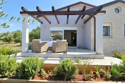 Image de Maison de vacances pour 6 personnes env. 120 qmà Bužinija, Istrie (Istrische Riviera)