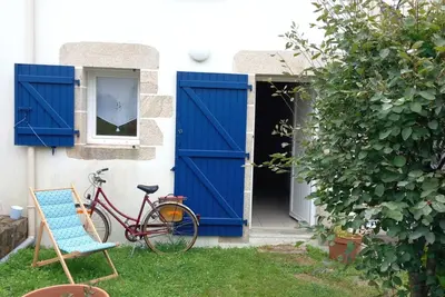 Image de Petite maison proche plage à Penvins, idéale pour familles