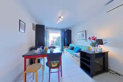 Image de Appartement 2 pièces avec terrasse et piscine, La Londe-les-Maures