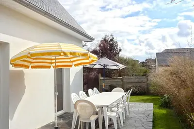 Image de Grande maison familiale à 200m de la plage avec jardin et Wifi à Trégastel