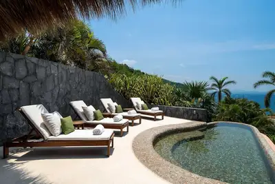 Image de Casa Garrobo in Zihuatanejo by Personal Villas - Ultimate Luxury and Privacy