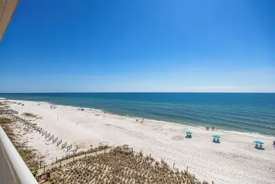 Image de New Listing Overlooks Gulf From 5th Floor! Free Cruises On Local Waterways!