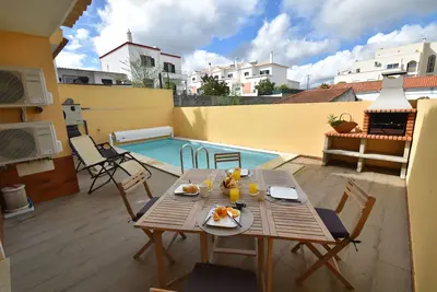 Image de Villa Machado is located in Alcantarilha with a private swimming pool.
