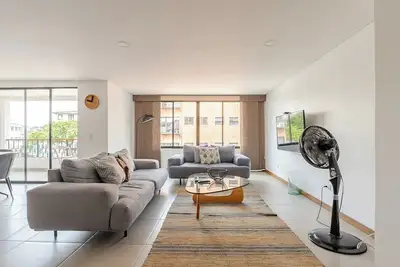Image de Gibraltar 401 | Spacious & Charming | El Peñon