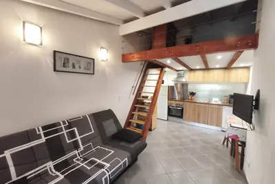 Image de Beau T2 dans résidence avec piscines