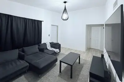 Image de Charming 2-bedroom house with WiFi, Ac in enjoyable West Park