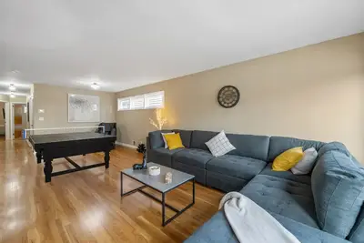 Image de Spacious Home Near Nyc | Sleeps 16 | 20 Min to City