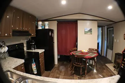 Image de Quiet 3-bedroom 2024 Home with WiFi