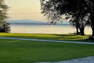 Image de Charming Lakeside 2-bedroom cottage in lovely Alburgh, Vt