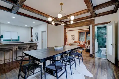 Image de Downtown Tulsa’s Emerald on Carson