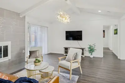 Image de Charming 3-bedroom house with WiFi and Ac in lovely Allen