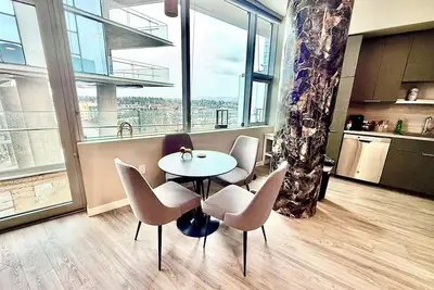 Image de Luxury Patio Suite + Pool + Gym + Lounge + Wi-Fi + Free Parking