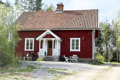 Image de Summer house with secluded location in Julita   Se14028