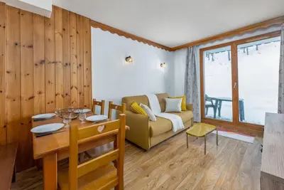 Image de Centre station, étage -4, remise en forme, piscine, sauna, terrasse, casier à ski, 35m², Les Orres