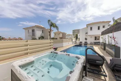 Image de Villa Protaras View 6 Central Protaras -Fig Tree Bay-Jacuzzi-Hot Tub