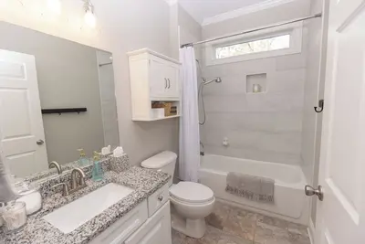 Image de Masters Week Escape: Charming 3-bedroom, 2-bathroom house on 3 acres!