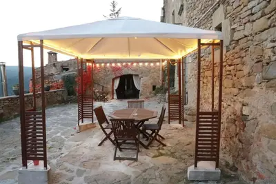 Image de Appartement \"Casa Cueva De Piedra\" avec vue sur les montagnes, piscine partagée et Wi-Fi