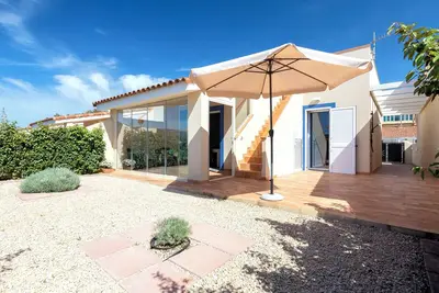 Image de Maison de vacances 'Jolanda-Valledoria' avec vue mer, Wi-Fi et climatisation