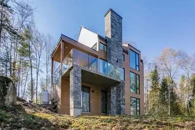 Image de Propriété de luxe en pleine nature dans les Laurentides!
