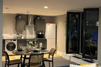 Image de Modern 2 Bedroom City Oasis in Manchester