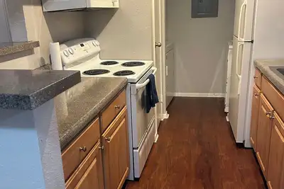 Image de Cozy 1-bedroom apartment in charming Seabrook with fitness room, WiFi and Pool