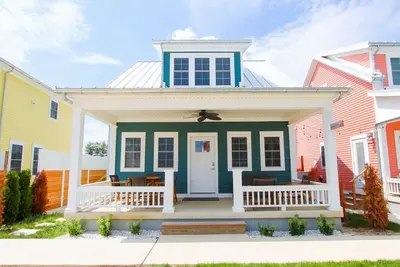 Image de Lakeside Serenity: 3 bed/2 bath Lakeside Cottage!