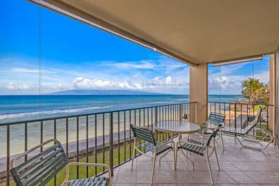 Image de Aloha Condos, Nohonani Condos and Resort, Condo 205, Beachfront, Ac