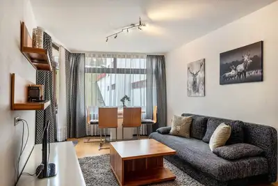 Image de Appartement de vacances '2 pièces avec piscine' avec piscine privée, balcon et Wi-Fi