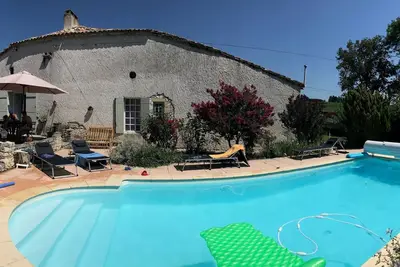 Image de Grande maison de campagne tout confort avec piscine voisine du golf des Vigiers