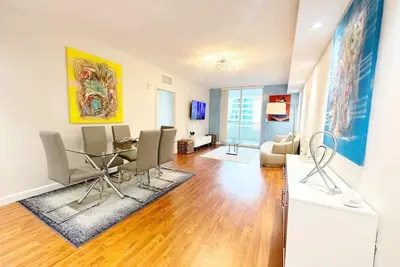 Image de Stylish Brickell 2bd2br Pool Gym