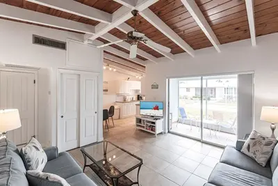 Image de 05 Standard Plus - Screened Lanai