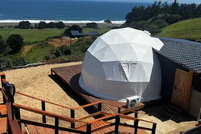 Ecoglamping accommodation with Hot Tub and panoramic ocean view