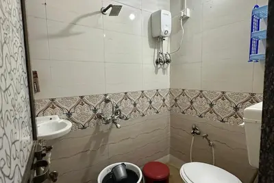 Image de 1bhk-Entire Home Near Kokilaben Dhirubhai Ambani Hospital Andheri W