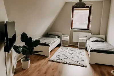 Image de Neighbor of the Zollverein Coal Mine Industrial Complex World Heritage Site! Ge1r