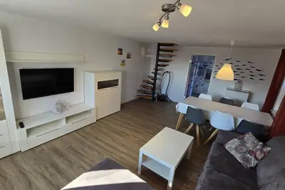 Image de In a quiet residential area + fenced garden + free WiFi + by the sea