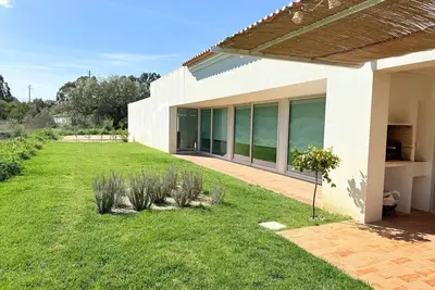 Image de Casa do Regadio - Main House: A country and sea retreat on the Alentejo coast.