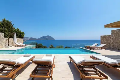 Image de 4-bedroom villa in delightful Antalya with WiFi, Ac. Enjoy your stay We2