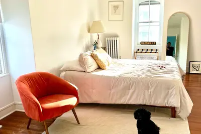 Image de Historic 4br house in Beacon, 3 floors, fenced yard, porch, WiFi, dog-friendly