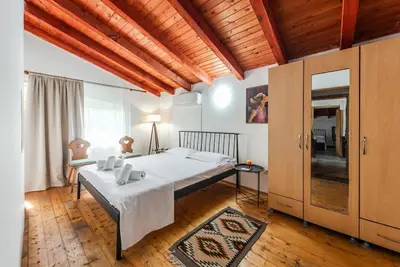 Image de Guesthouse 'Hapa të Lehtë' - Room 3 - Pro Bono