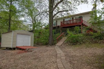 Image de Family and Pet Friendly Waterfront Cozy Staycation!