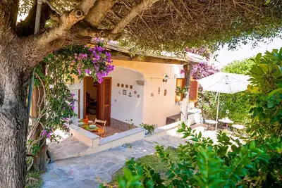Image de Villetta Giardino / Summer House with Garden- Budoni