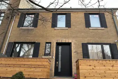 Image de Luxury Trinity Bellwoods, 4 bedroom, 3 bath House available  Jan 5, 2026!