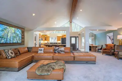 Image de The L77 Ranch Hide-Out: A Forested Stay in Lyle, Wa