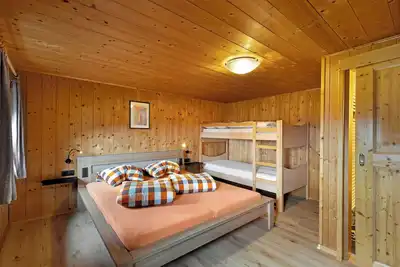 Image de Appartement \"Rosenduft\" avec vue sur les montagnes, terrasse partagée et Wi-Fi