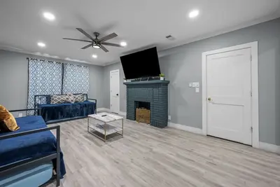 Image de Quirky & Stylish 3br with Pool & Free Parking