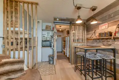 Image de Studio 'Montagnard Vue Splendide' avec terrasse privée, balcon et Wi-Fi