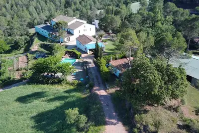 Image de Appartement 'Mas Set-rengs Completo' avec vue sur le lac, piscine privée et Wi-Fi