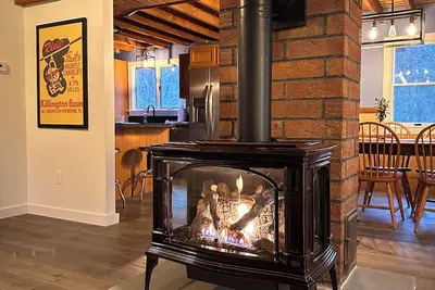 Image de Blue Ridge Retreat-New Hot tub/Mountain Top Inn/Killington/Vast