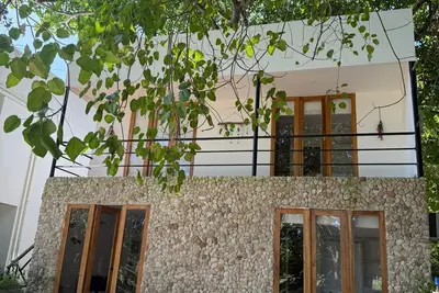 Image de Earth bomb Susurros del Mar Cabin